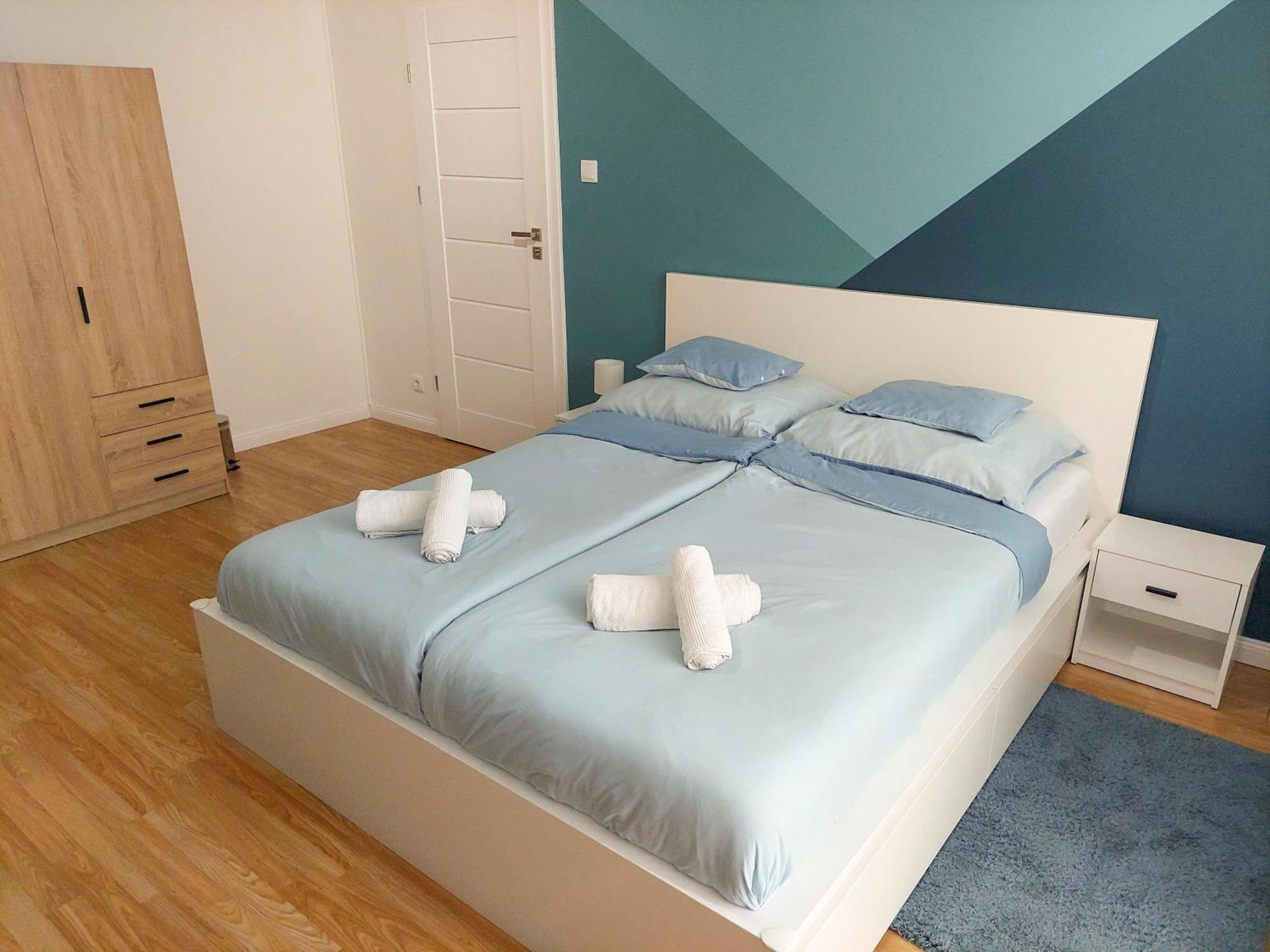 Aweshome City Apartment - 3 Bedrooms And Free Parking เดเบรตเซน ภายนอก รูปภาพ